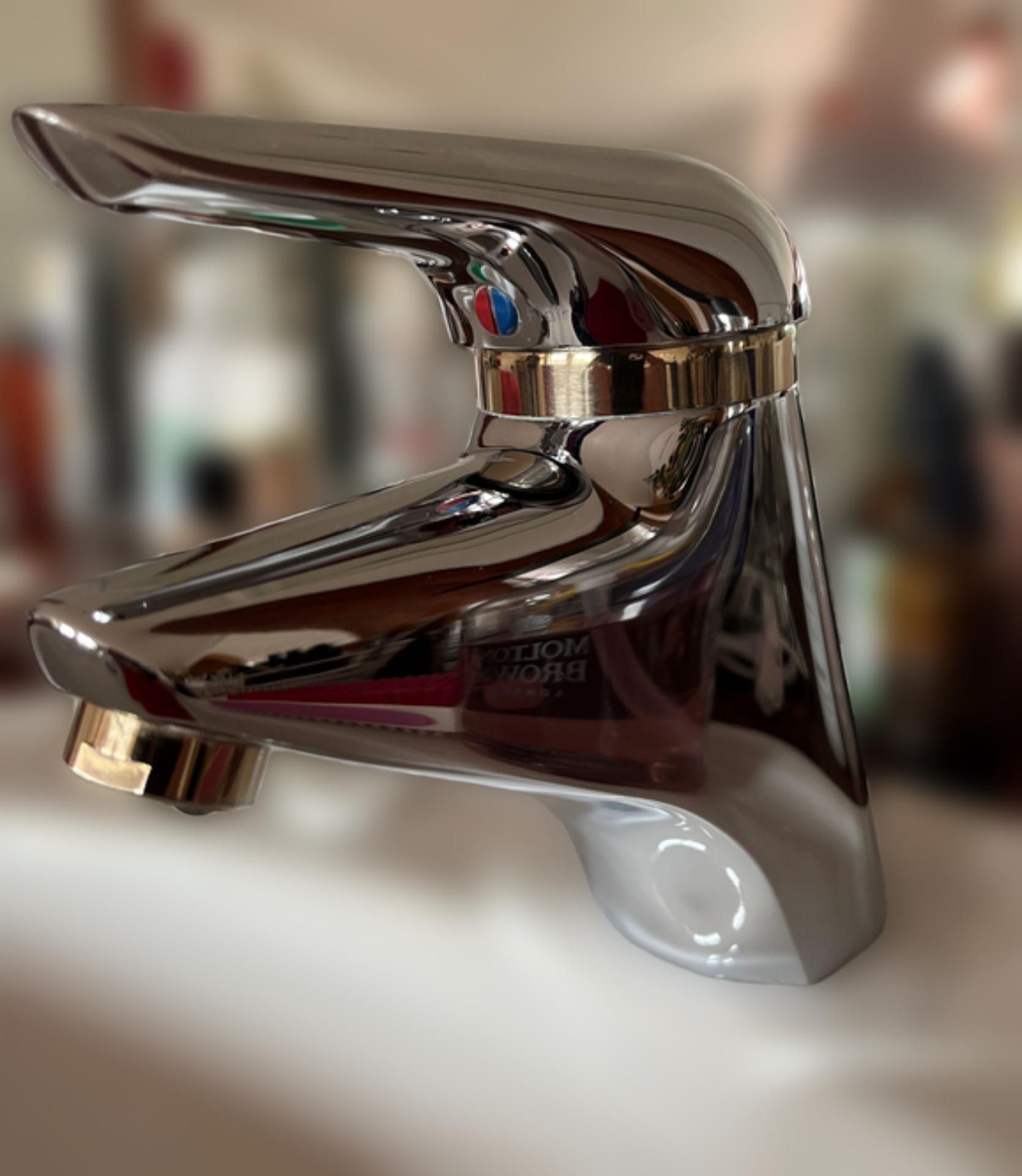 carousel image