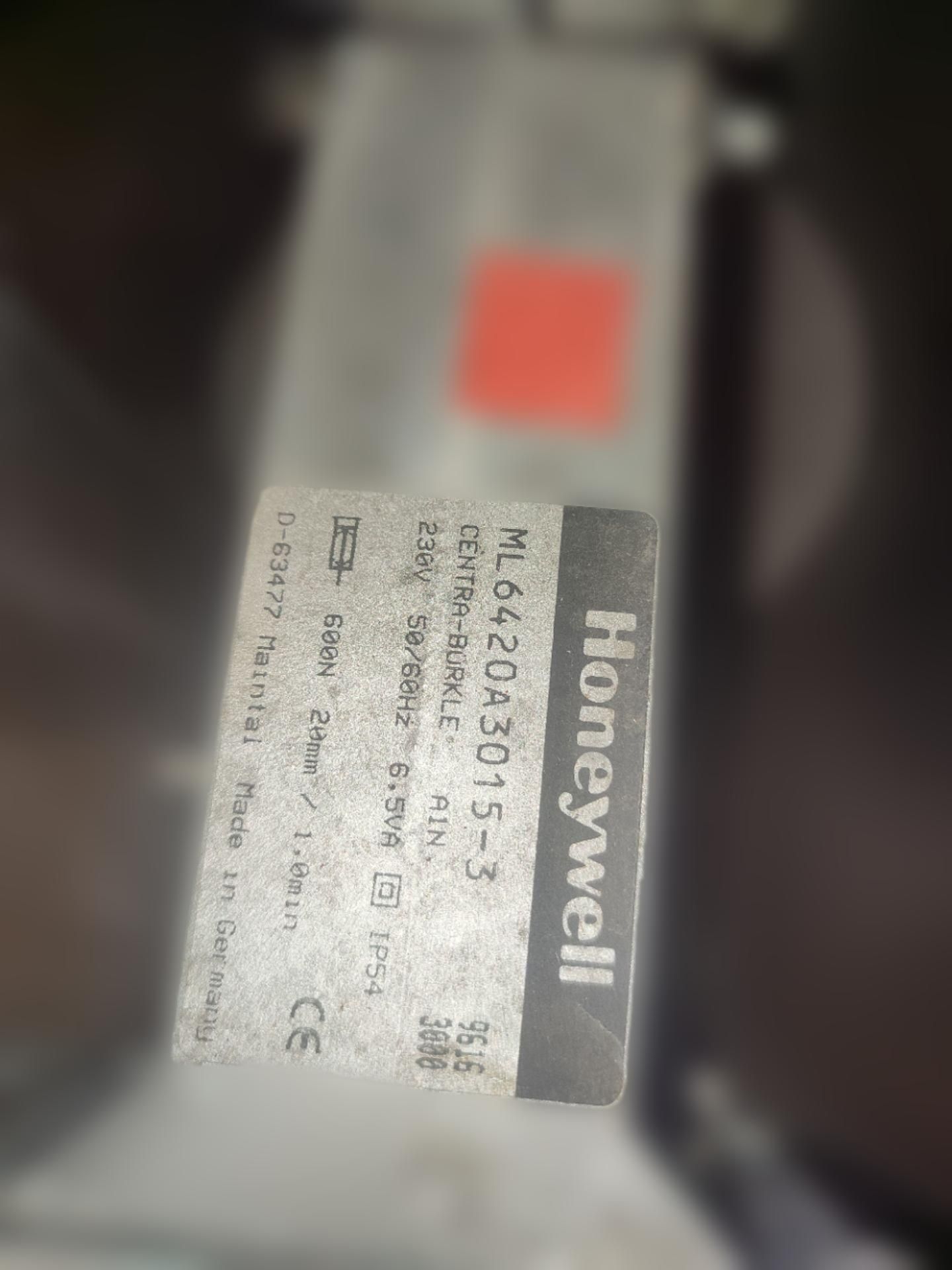 Honeywell ML6420A3015 Ventilantrieb A1N 230V 3-Pkt.600N Stellzeit 1,0min 20mm