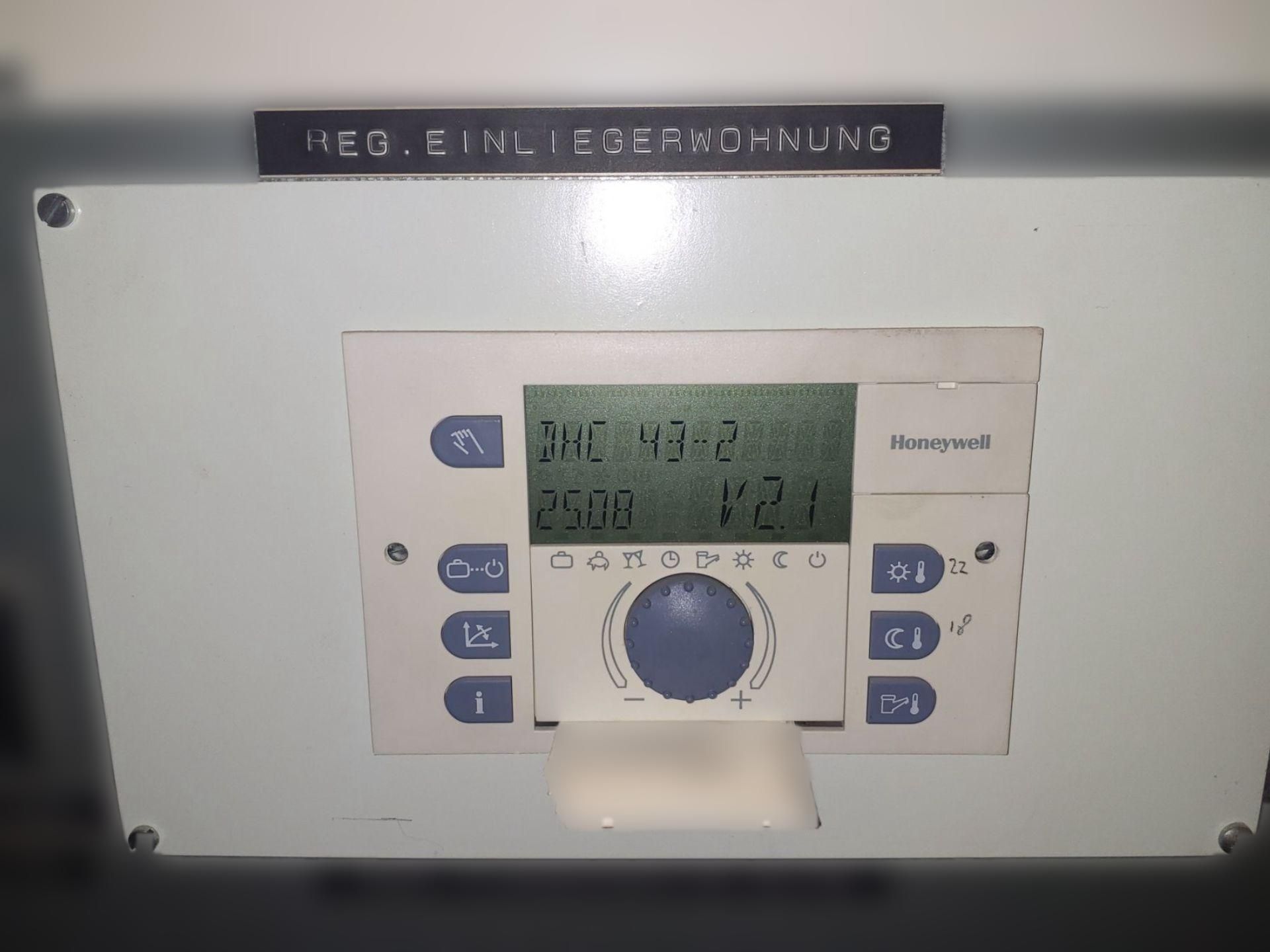 Honeywell SDC9-21PM Regler für Schalt- tafeleinbau für Direktkreis Mischkreis