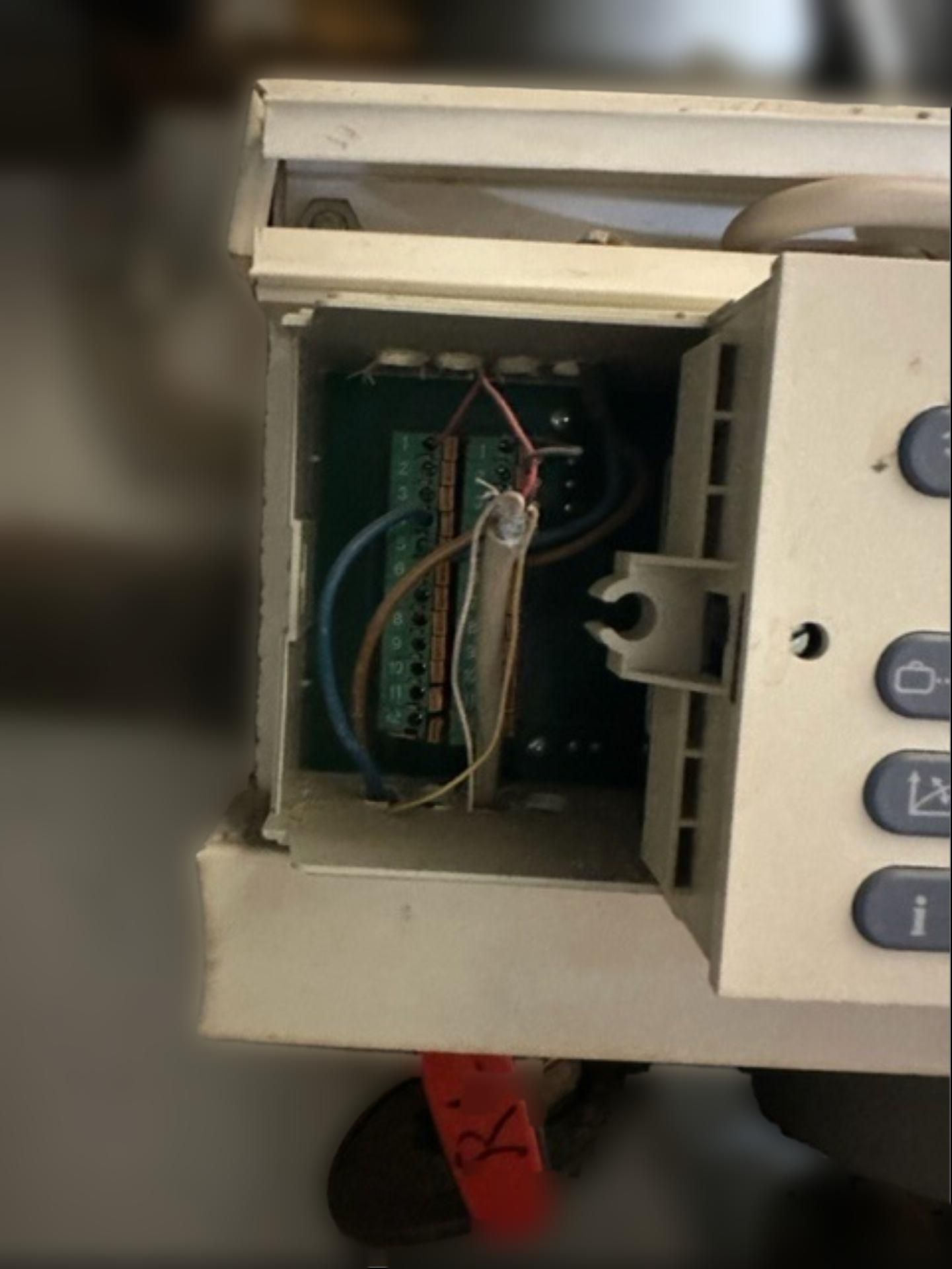 Honeywell SDC9-21WM Regler m.Wandsockel für Direktkreis Mischkreis WWB