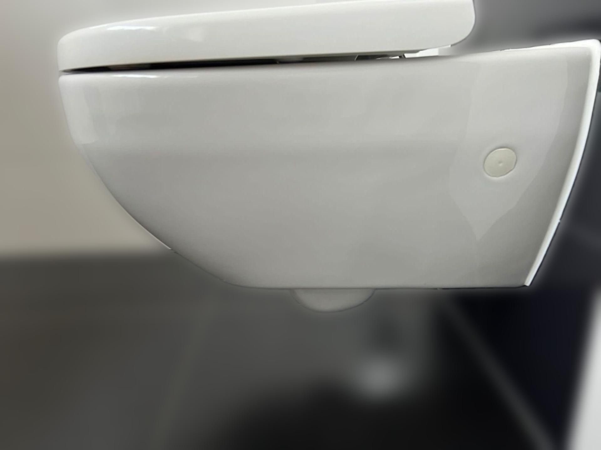 WC-Sitz cosima weiss m.integrierter Absenkautomatik abnehmbar VIGOUR