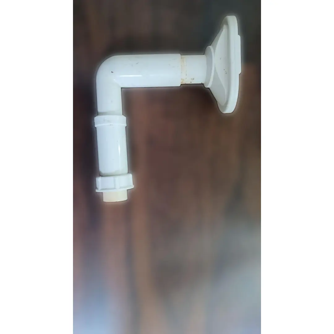 Ablaufgarnitur 1 x1,5'' Stopfen Überlauf oval/horizontal