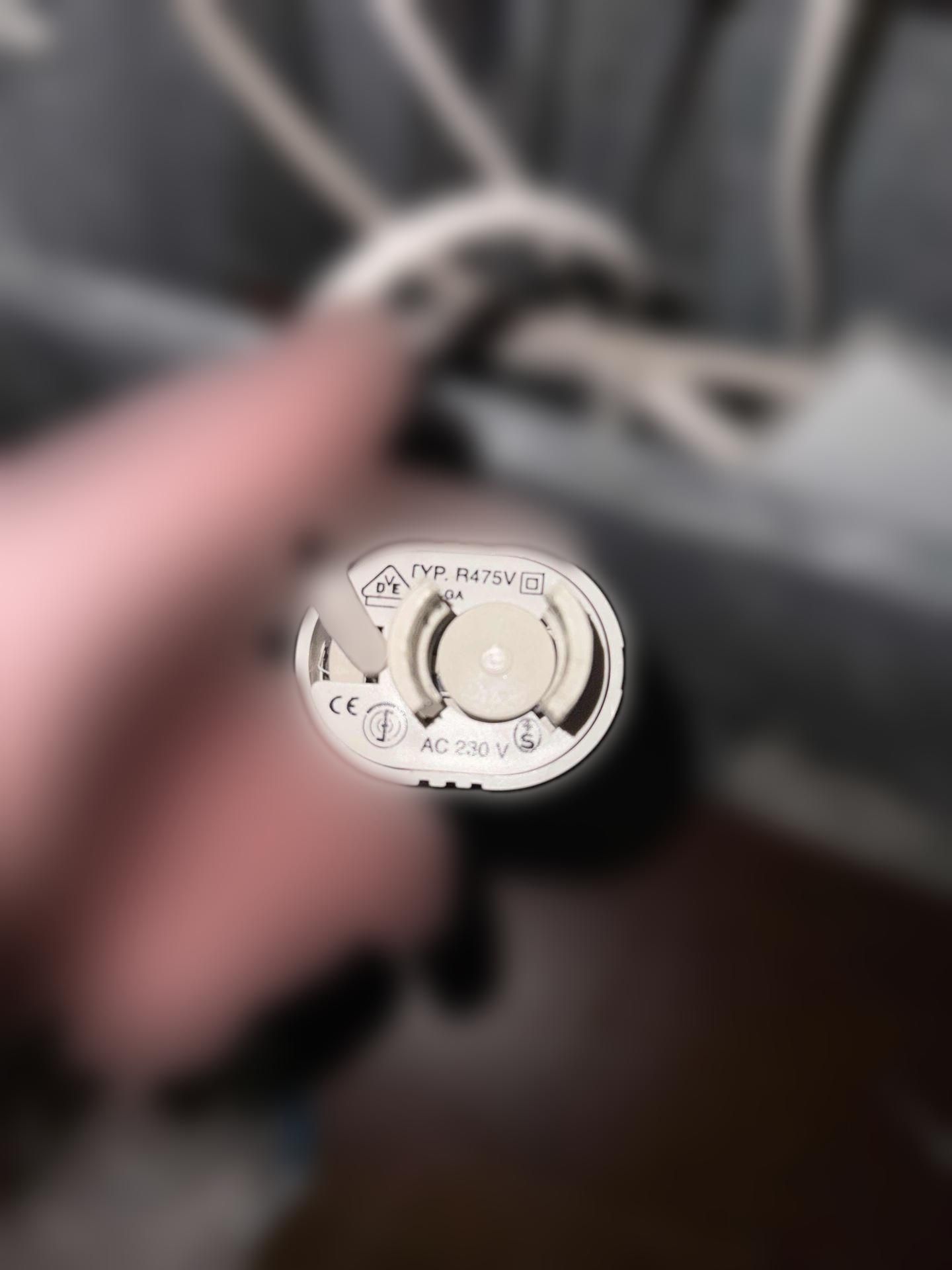 GIACOMINI Stellantrieb, Stellmotor, R 475 V, 230V, thermisch, NC,