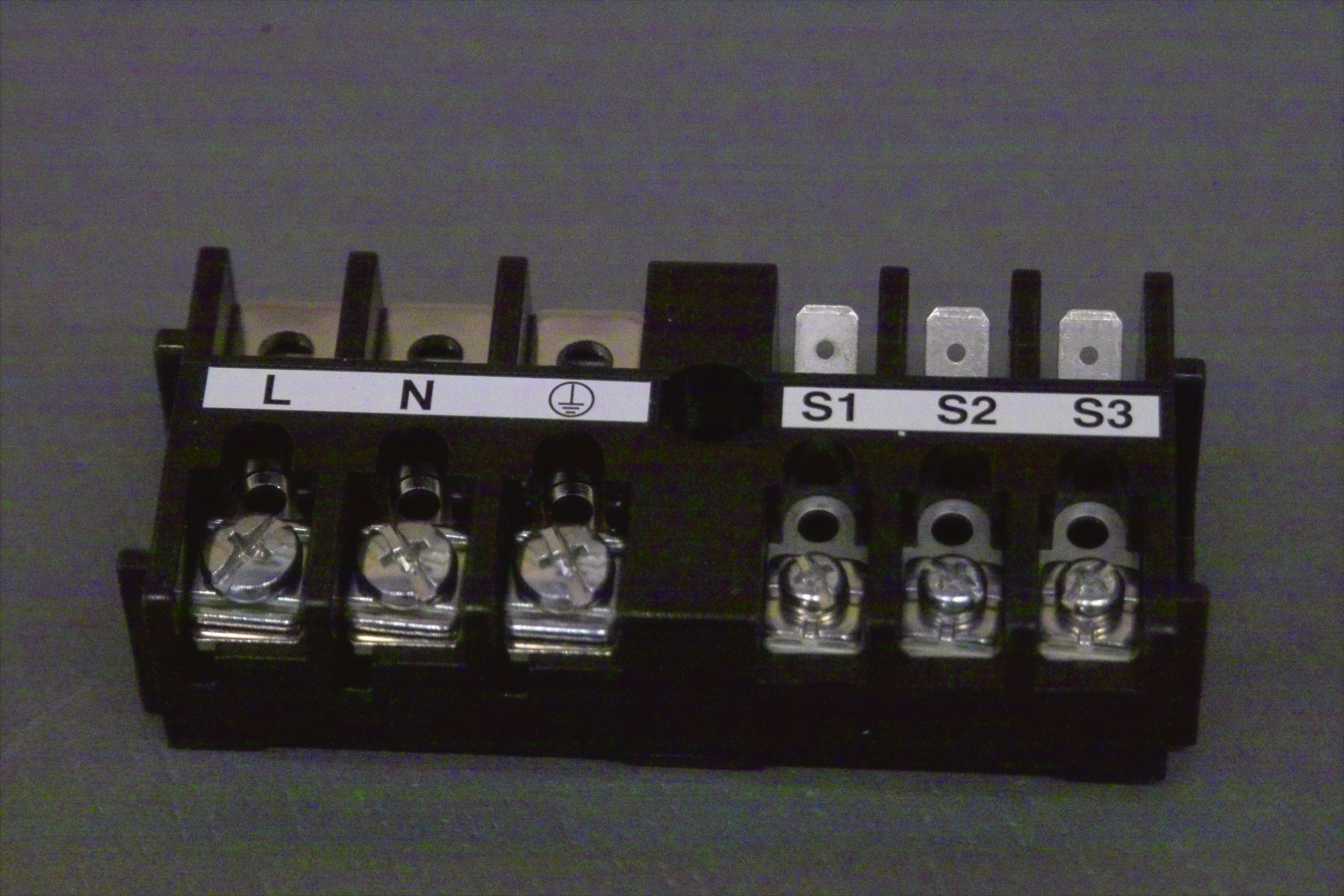 Brötje Anschlussklemmenleiste