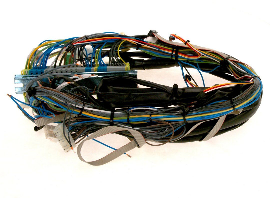 BOSCH Ersatzteil TTNR: 8738204483 Kabelbaum C6-11