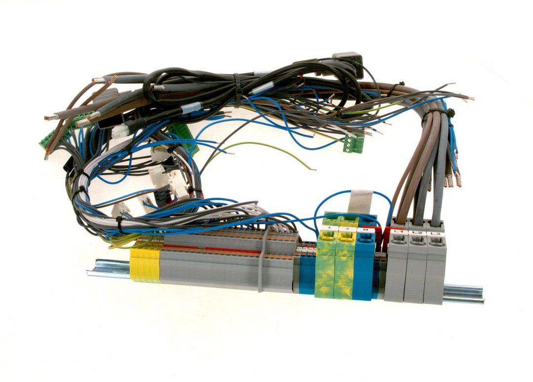 BOSCH Ersatzteil TTNR: 8738206764 Kabelbaum 56-80 kW