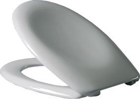 VIGOUR universal WC-Sitz weiss, mit Edelstahlscharnieren und Absenkautomatik