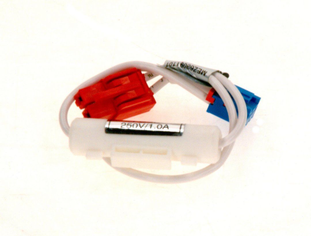 BOSCH Ersatzteil TTNR: 8738207346 Anschlusskabel Kondensatwannenheizung