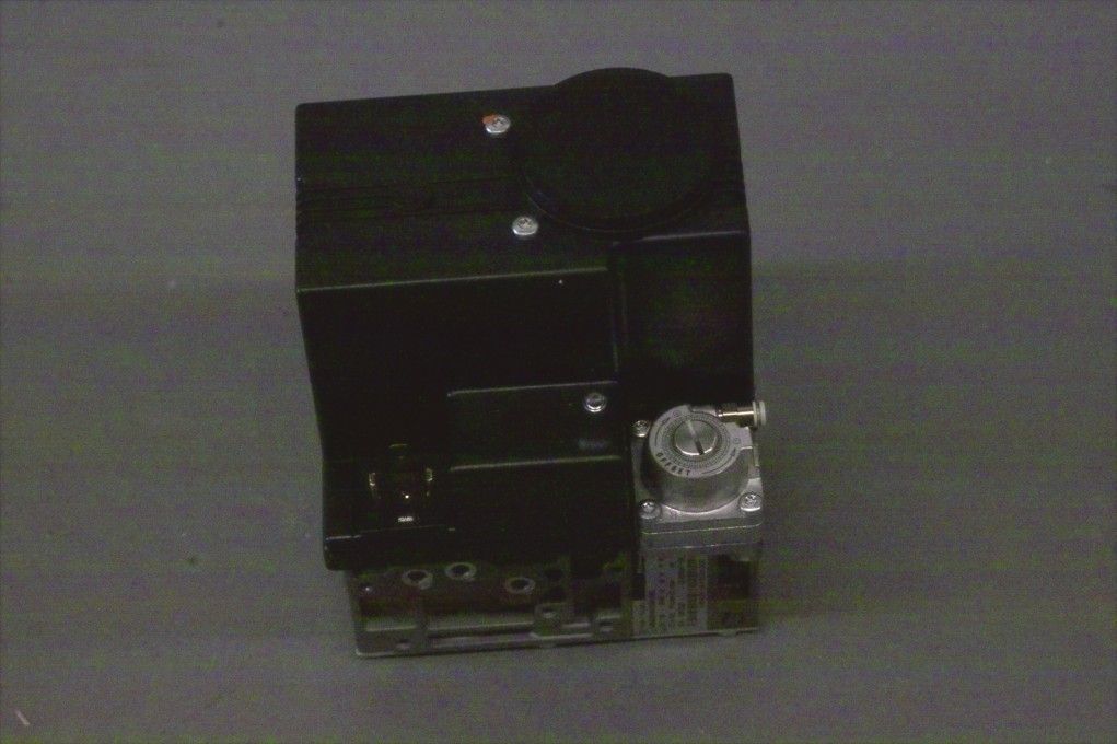 Brötje Gasventil SGB 260/300 E Typ VR425 VA1004