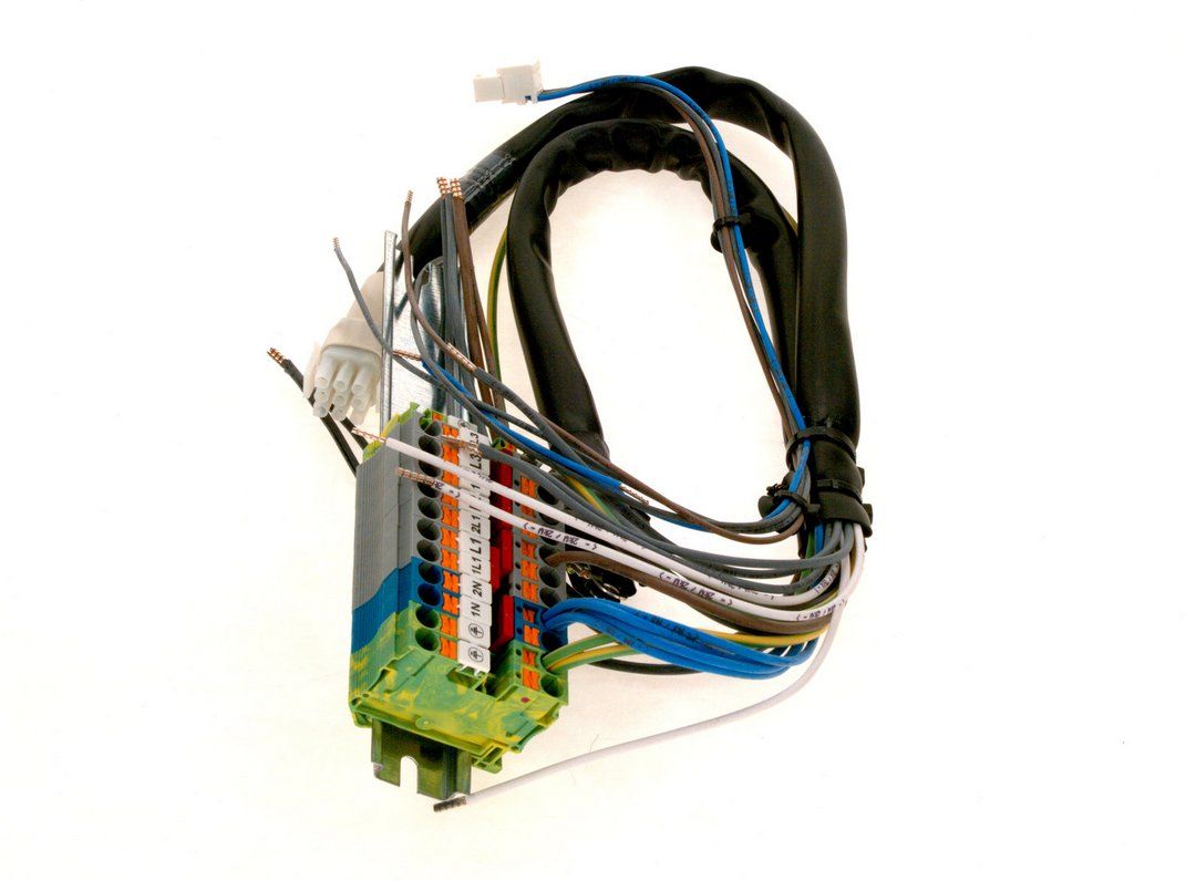 BOSCH Ersatzteil TTNR: 8738207580 Anschlusskabel Elektrischer Zuheizer 9kW