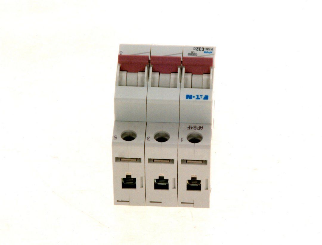 BOSCH Ersatzteil TTNR: 8738206754 Elektrische Sicherung C32/3