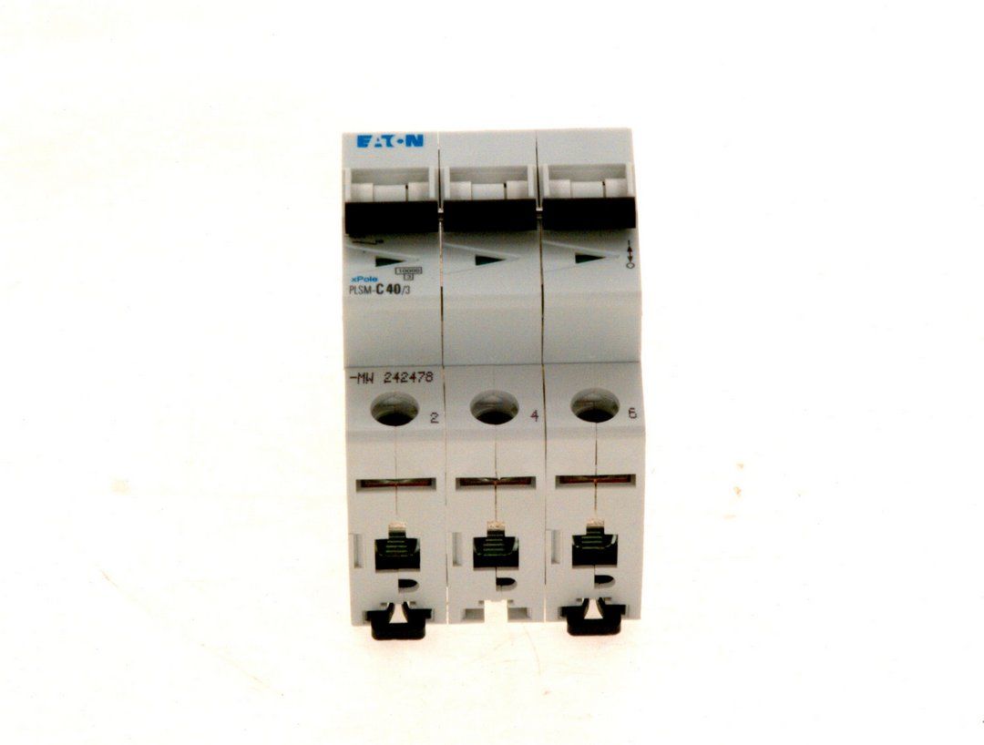 BOSCH Ersatzteil TTNR: 8738206753 Elektrische Sicherung C40/3