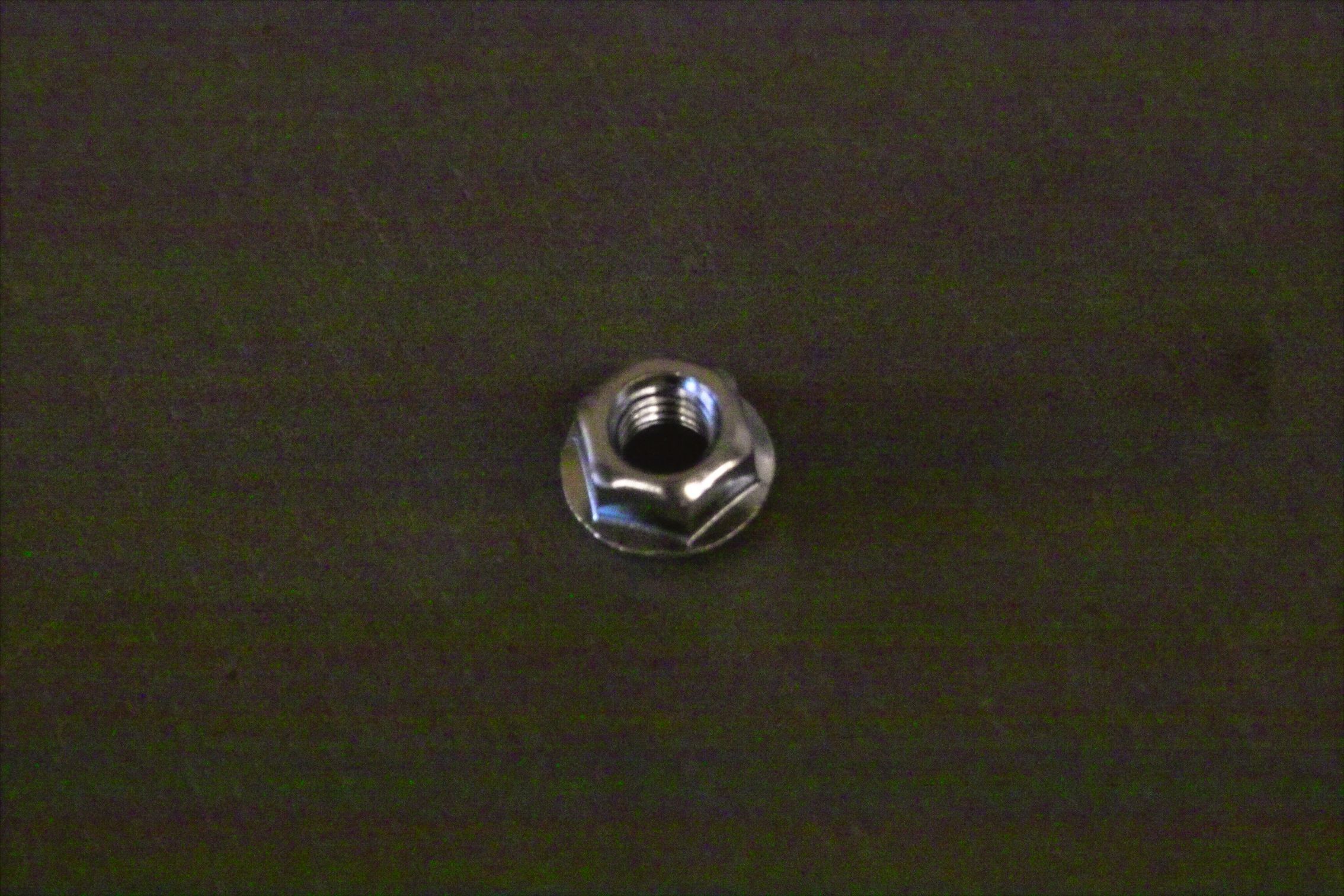 Brötje Mutter gezähnt H-M8