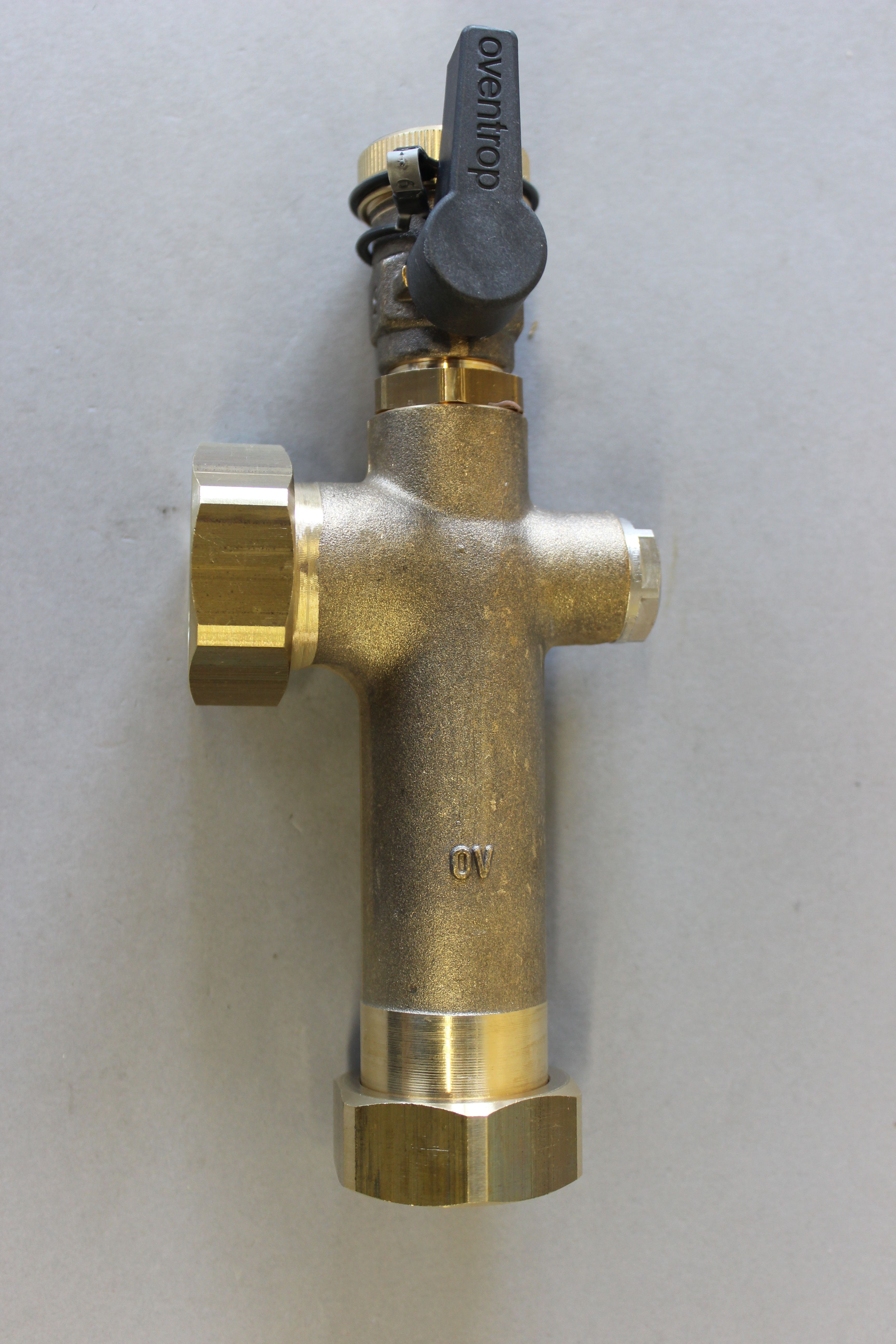 Brötje Winkel LogoCONDENS