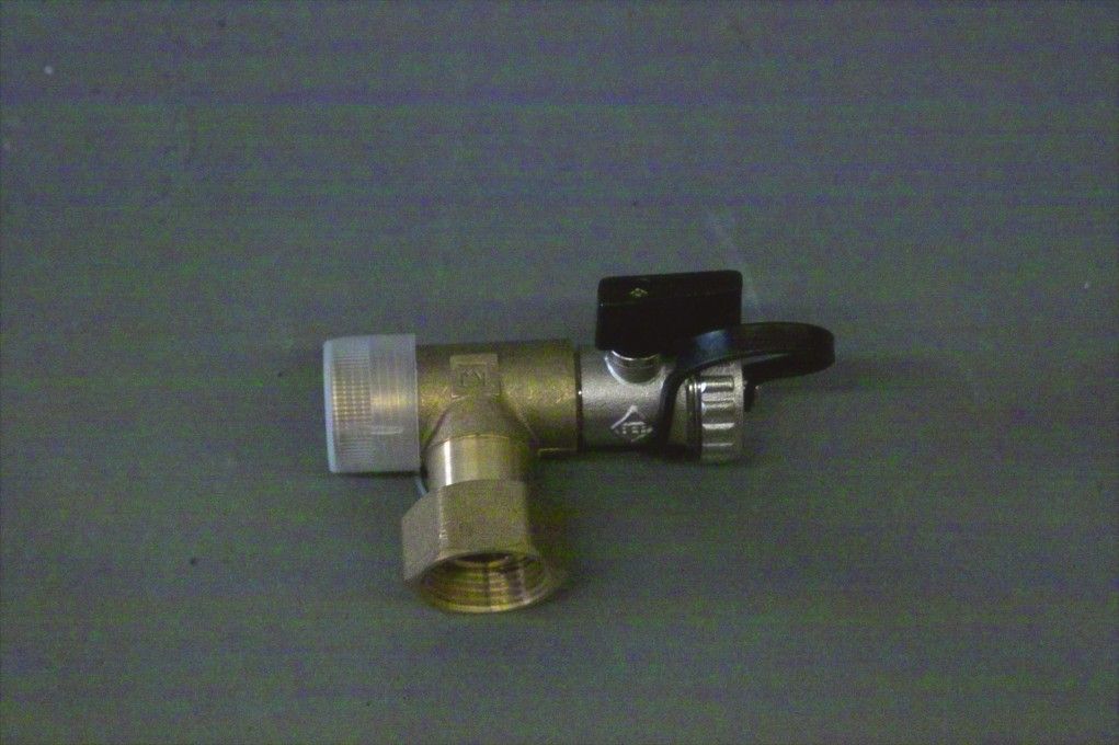 Brötje Winkel 3/4" x 3/4" m.KFE-Hahn BSK